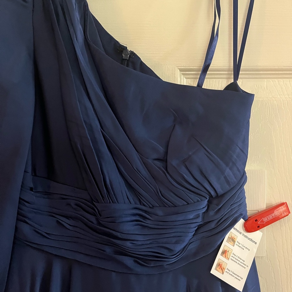 Mac Duggal NWT #67866 One-Shoulder Bishop Sleeve Royal Blue Flowy Gown Size 0 - Picture 10 of 11